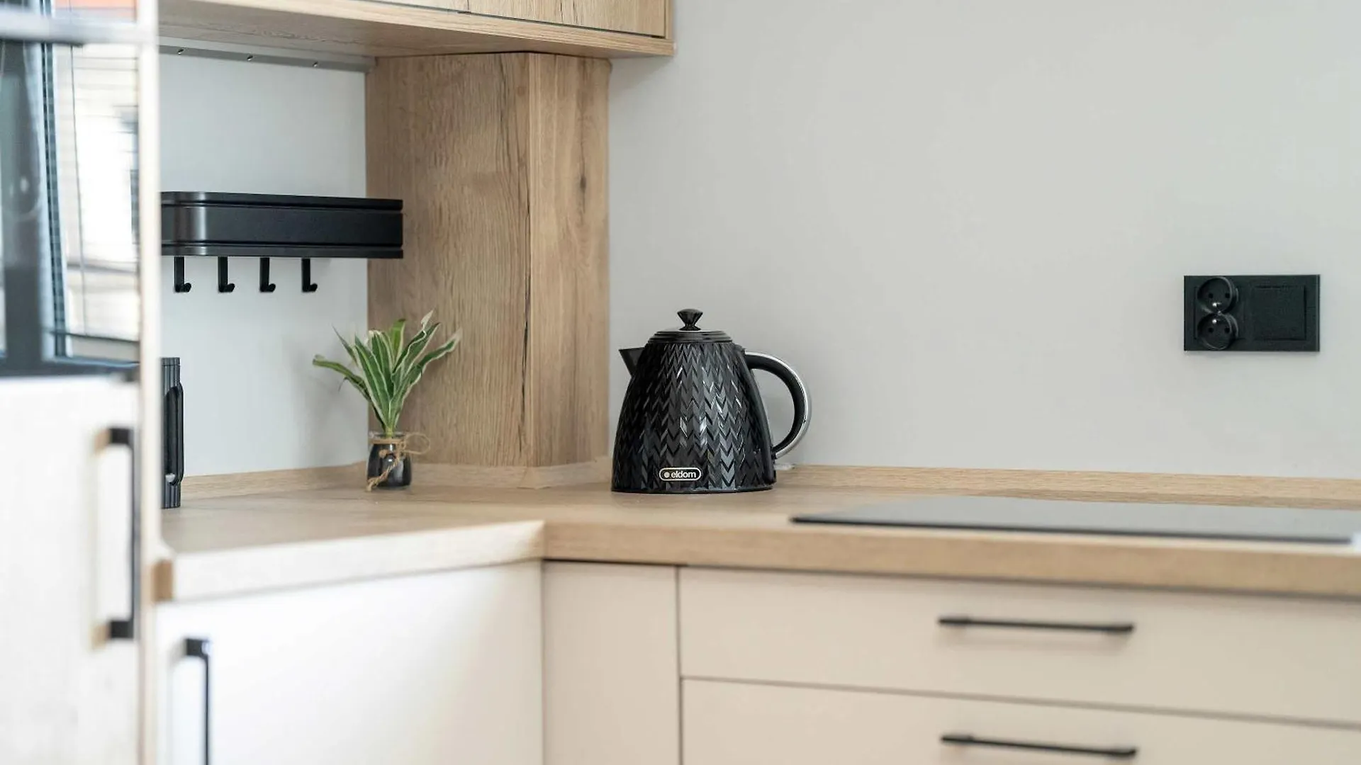 Elegancki I Przytulny Apartament Z Balkonem W Poznaniu By Noclegi Renters Polonya