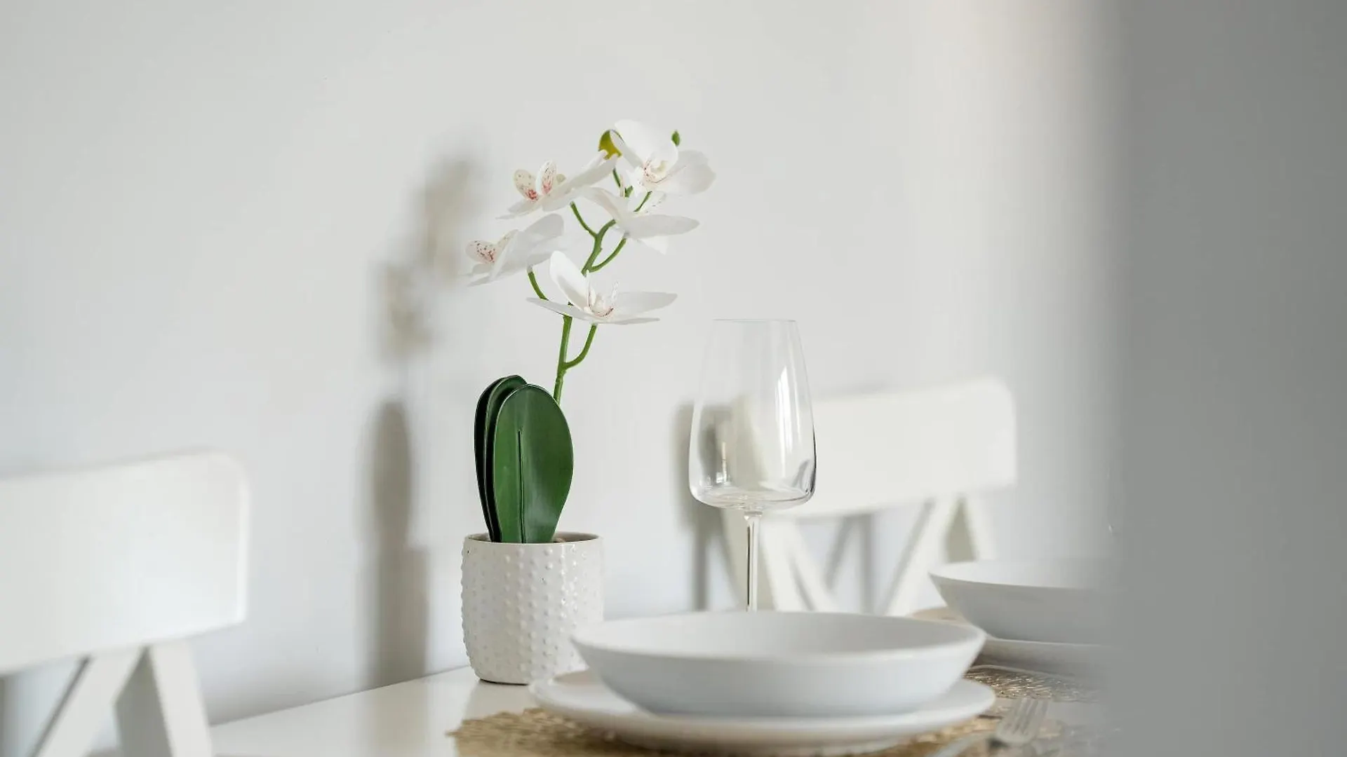 Daire Elegancki I Przytulny Apartament Z Balkonem W Poznaniu By Noclegi Renters
